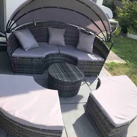 Villa 4 Chambres, Piscine Privee, Spa, Salle Cinema, Proche Et Colmar Issenheim