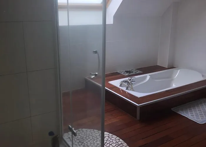 Villa 4 chambres, piscine privée, spa, salle cinéma, proche ski et Colmar Issenheim